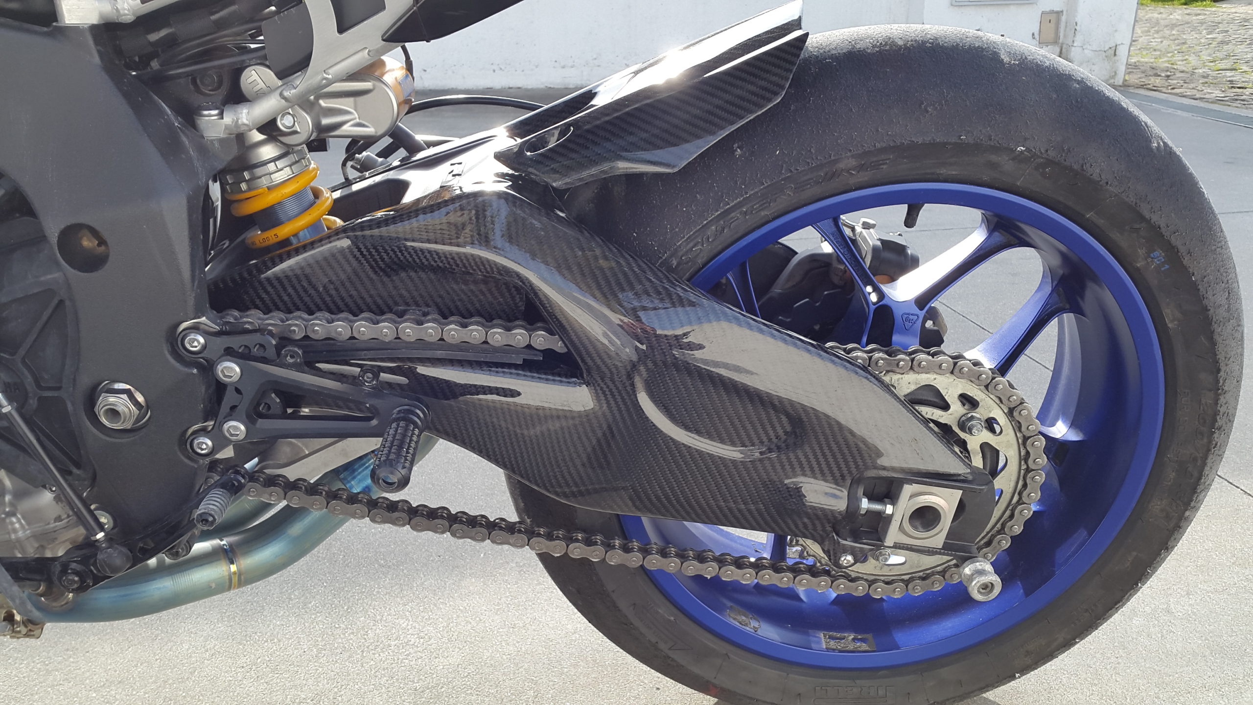 ONE/RR/Gold TRS Carbon Look ABS Plastic Swingarm Cover 